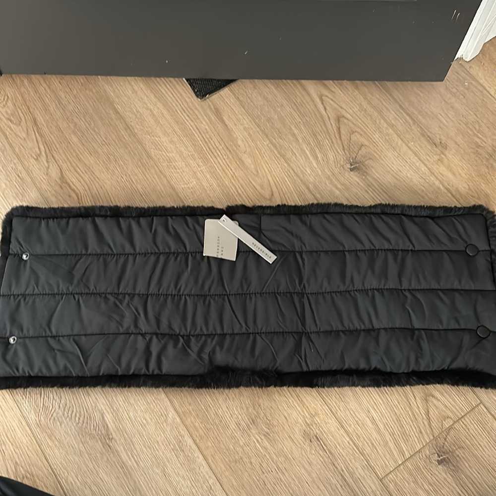 Zara black fur reversible neck warmer nwt ❄️ - Picture 3 of 4